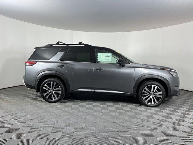 new 2025 Nissan Pathfinder car, priced at $49,498