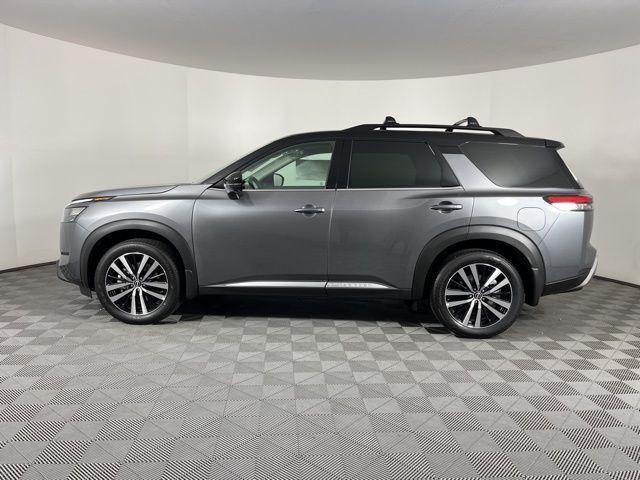 new 2025 Nissan Pathfinder car, priced at $49,498