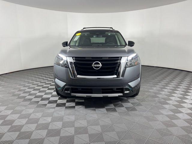 new 2025 Nissan Pathfinder car, priced at $49,498