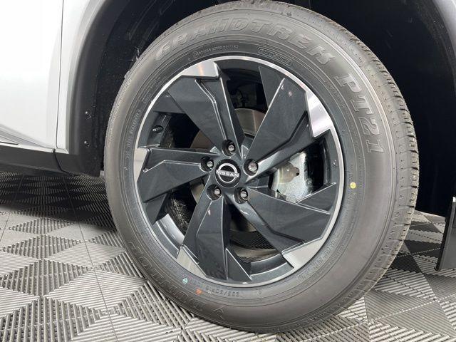 new 2025 Nissan Rogue car, priced at $33,985