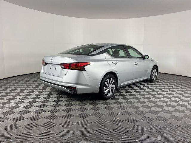new 2025 Nissan Altima car, priced at $27,321