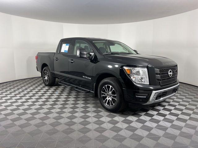 used 2023 Nissan Titan car, priced at $35,157