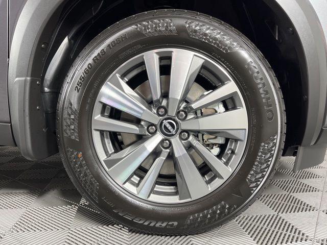 new 2025 Nissan Pathfinder car, priced at $37,226