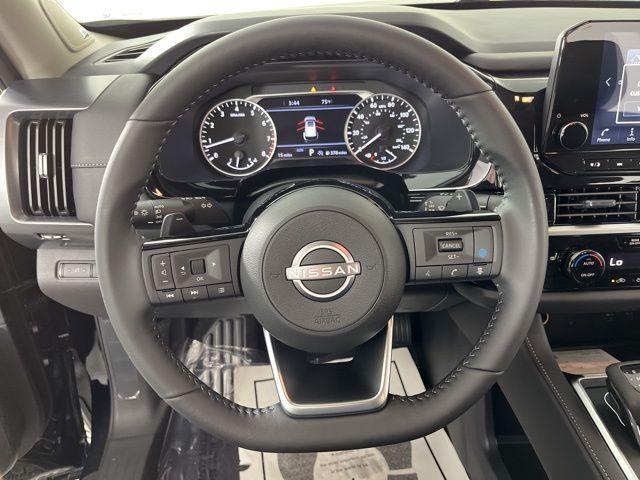 new 2025 Nissan Pathfinder car, priced at $46,553