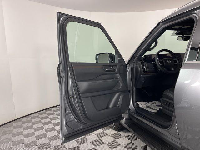 new 2025 Nissan Armada car, priced at $62,580