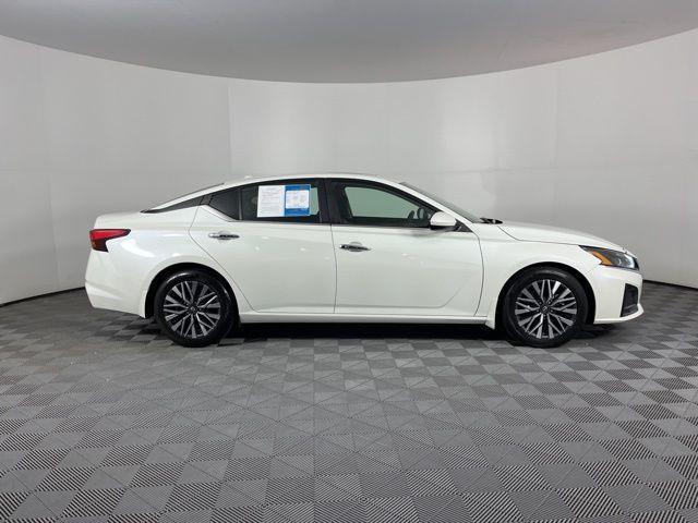 used 2023 Nissan Altima car, priced at $22,500