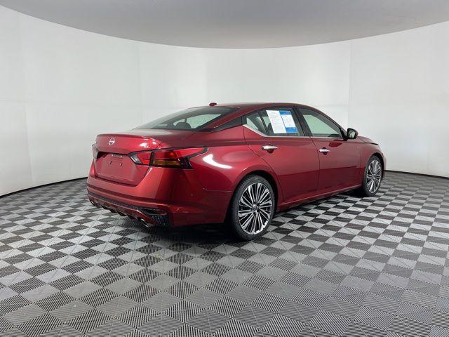 used 2023 Nissan Altima car, priced at $22,601