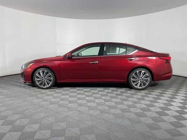 used 2023 Nissan Altima car, priced at $22,601