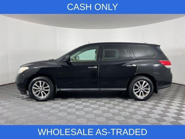 used 2014 Nissan Pathfinder car, priced at $5,000