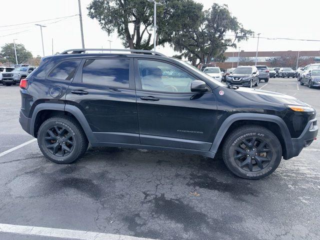 used 2017 Jeep Cherokee car, priced at $17,784