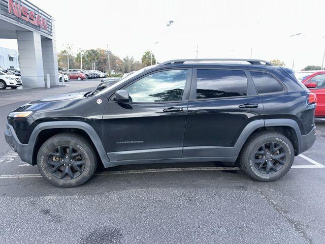 used 2017 Jeep Cherokee car, priced at $17,784