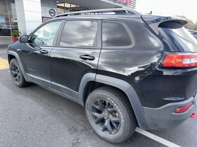 used 2017 Jeep Cherokee car, priced at $17,784