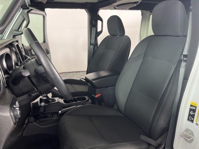used 2021 Jeep Wrangler Unlimited car, priced at $32,662