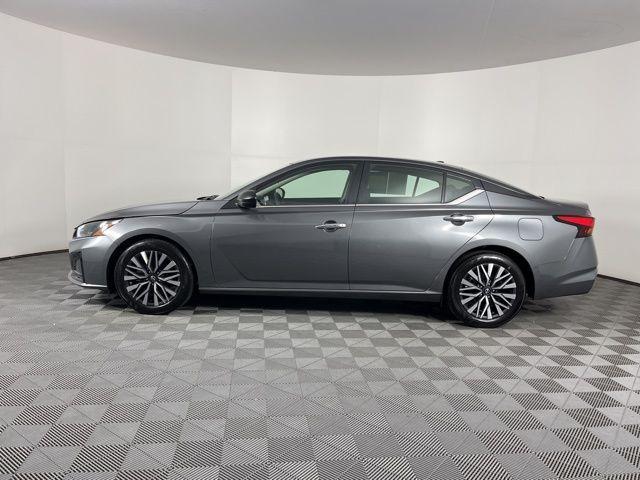 used 2024 Nissan Altima car, priced at $22,944