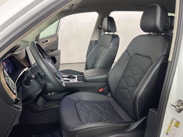 used 2024 Volkswagen Atlas car, priced at $29,600