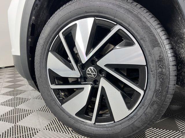 used 2024 Volkswagen Atlas car, priced at $29,600