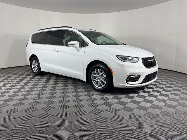 used 2022 Chrysler Pacifica car, priced at $21,804