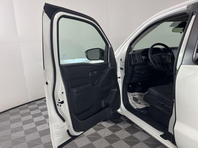 new 2026 Nissan Frontier car