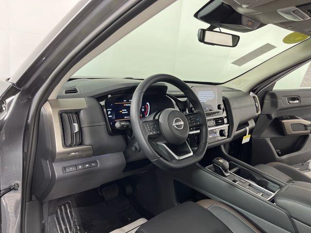 new 2025 Nissan Pathfinder car, priced at $44,011
