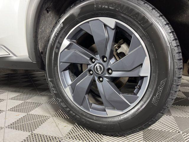 used 2024 Nissan Rogue car, priced at $22,200