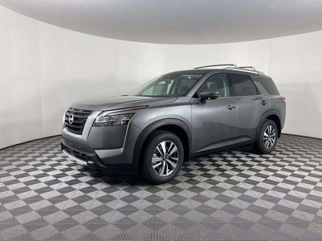 new 2024 Nissan Pathfinder car, priced at $40,059