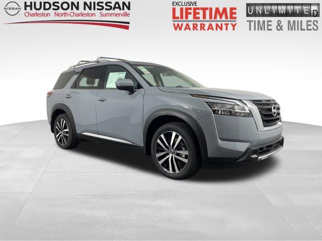 new 2024 Nissan Pathfinder car, priced at $50,275