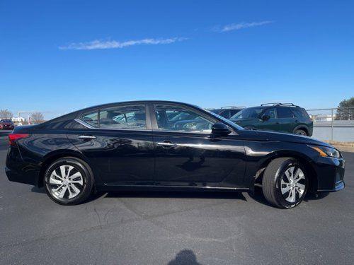 used 2023 Nissan Altima car, priced at $21,993