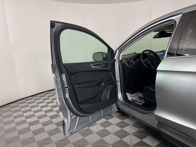 used 2024 Ford Edge car, priced at $19,500
