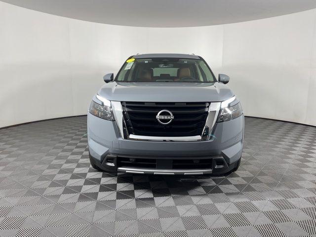 new 2025 Nissan Pathfinder car, priced at $48,556