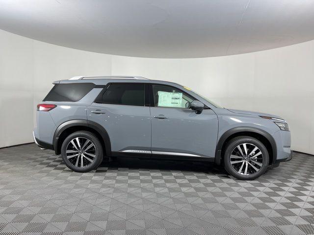 new 2025 Nissan Pathfinder car, priced at $48,556