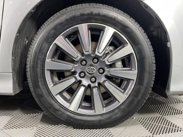 used 2018 Toyota Sienna car, priced at $21,102