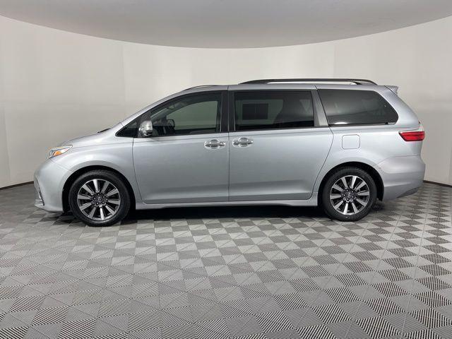 used 2018 Toyota Sienna car, priced at $21,102