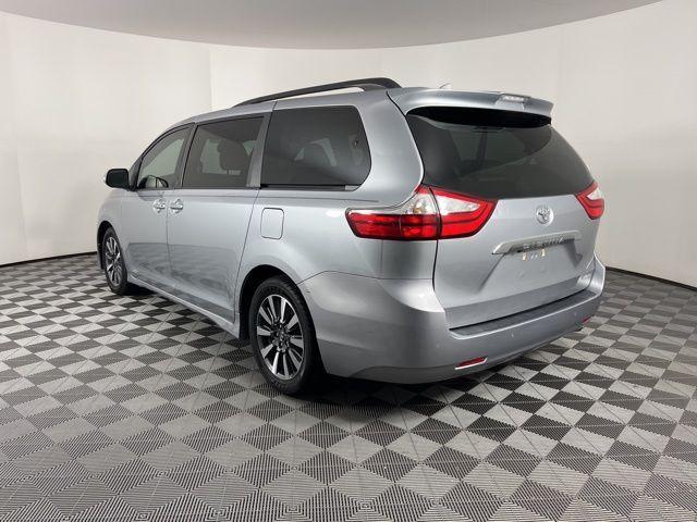 used 2018 Toyota Sienna car, priced at $21,102