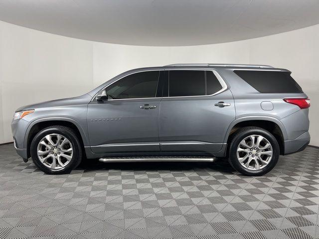 used 2021 Chevrolet Traverse car, priced at $23,800