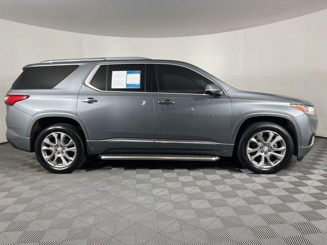 used 2021 Chevrolet Traverse car, priced at $23,800