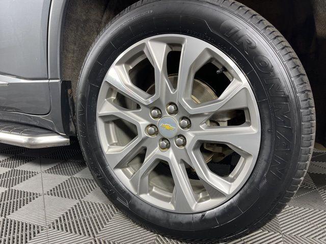 used 2021 Chevrolet Traverse car, priced at $23,800