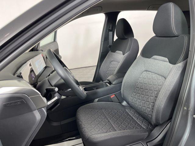 new 2025 Nissan Kicks car, priced at $25,421