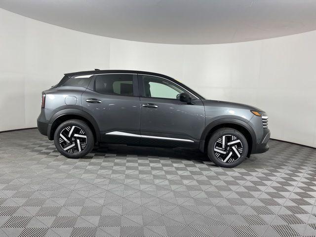 new 2025 Nissan Kicks car, priced at $25,421