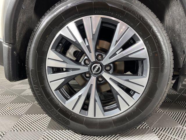 used 2023 Nissan Rogue car, priced at $22,100