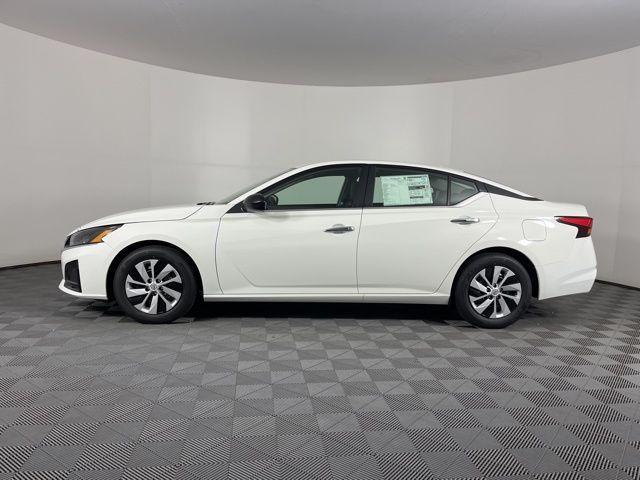 new 2025 Nissan Altima car, priced at $25,678