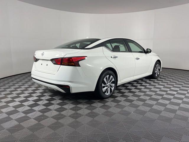 new 2025 Nissan Altima car, priced at $25,678