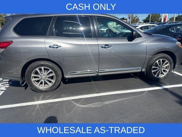used 2016 Nissan Pathfinder car, priced at $8,900