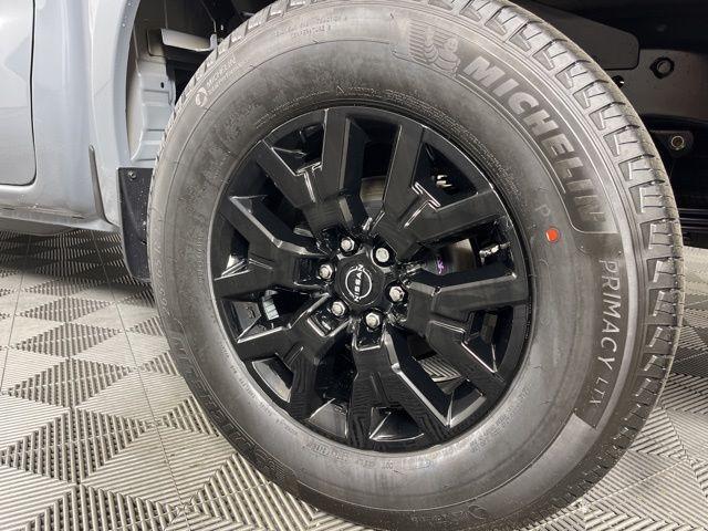 new 2026 Nissan Frontier car