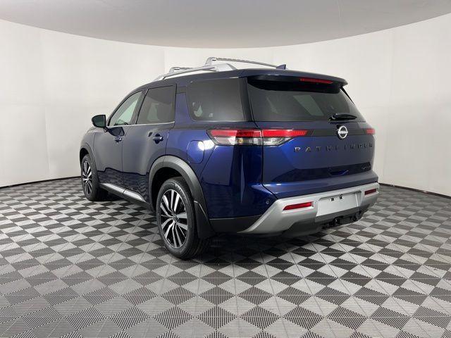 new 2025 Nissan Pathfinder car, priced at $53,640