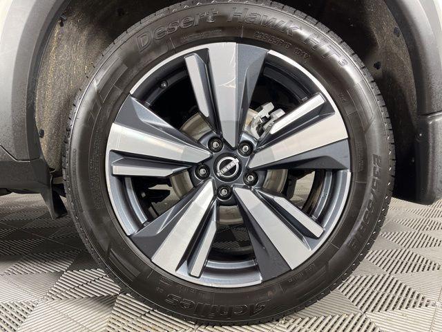 used 2022 Nissan Rogue car, priced at $26,306