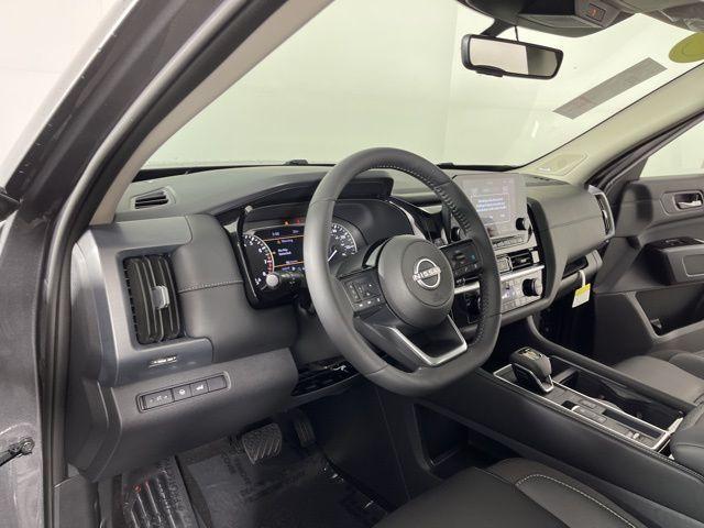 new 2025 Nissan Pathfinder car, priced at $45,224