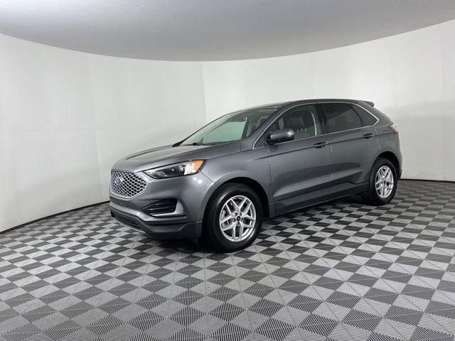 used 2024 Ford Edge car, priced at $19,100