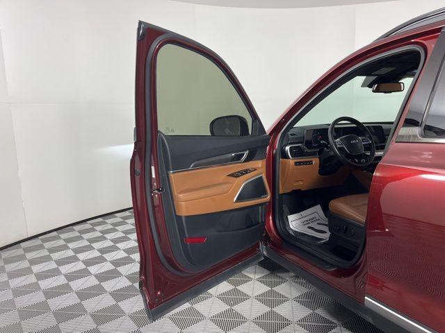 used 2023 Kia Telluride car, priced at $36,500