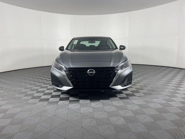 new 2025 Nissan Altima car, priced at $25,678