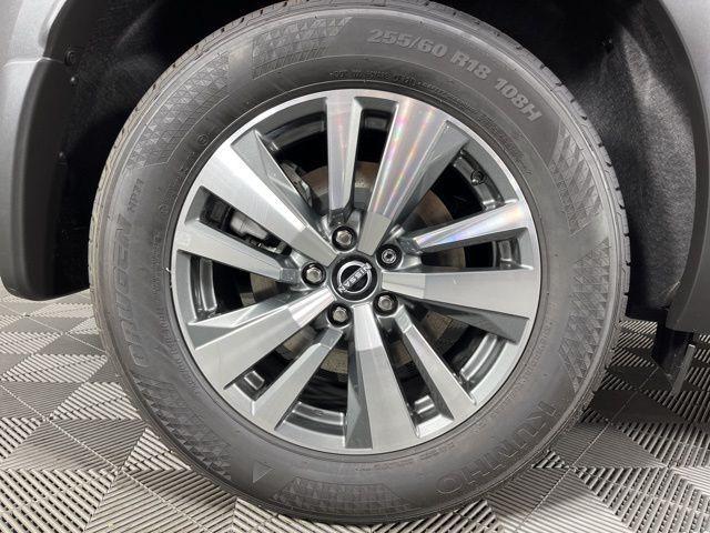 new 2025 Nissan Pathfinder car, priced at $37,121